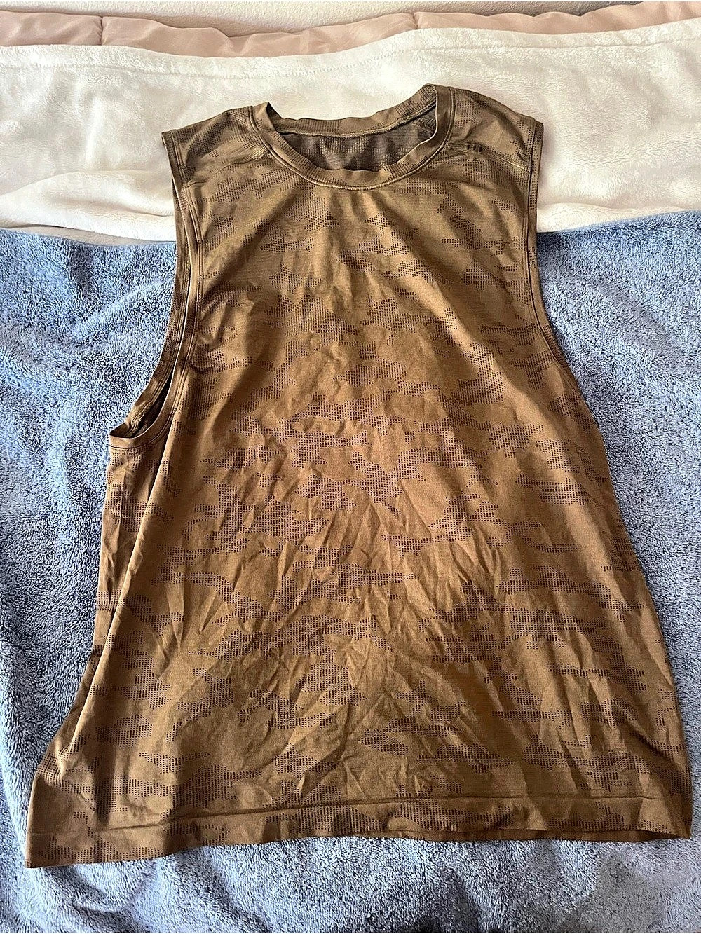 lululemon Women's Abstract Muscle Tee in Brown